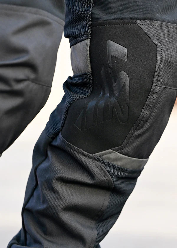 COMO AIR PANT - BLACK DARK GREY (SHORT) - CE CLASS A CERTIFIED