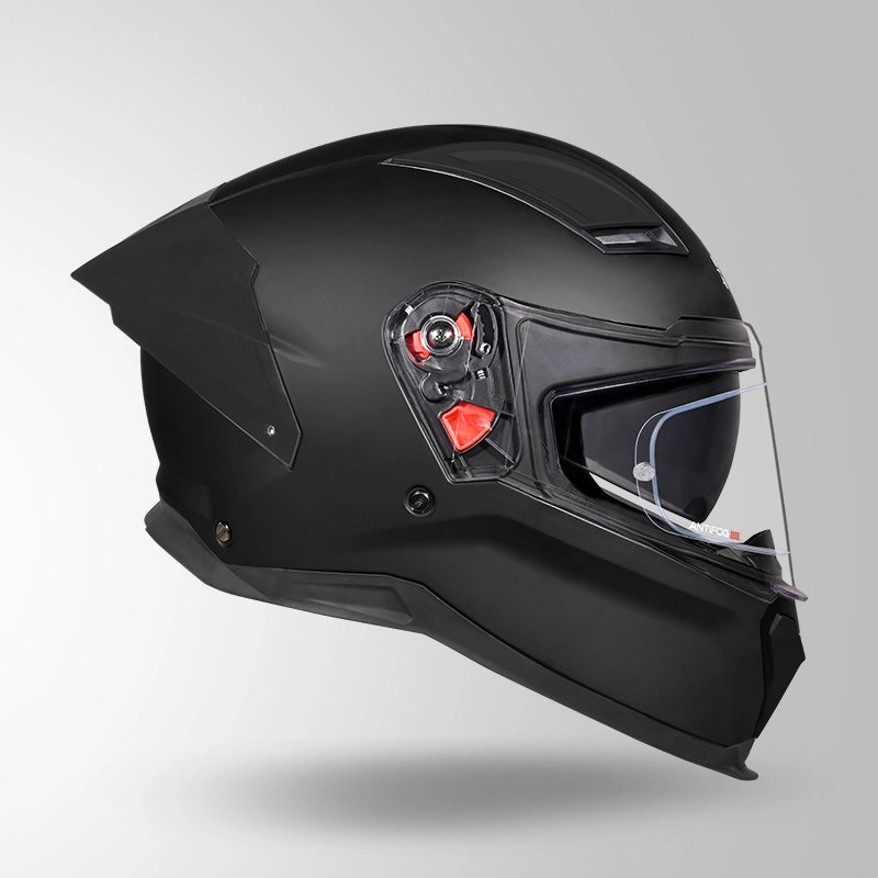 STUDDS HELIOS MATT BLACK