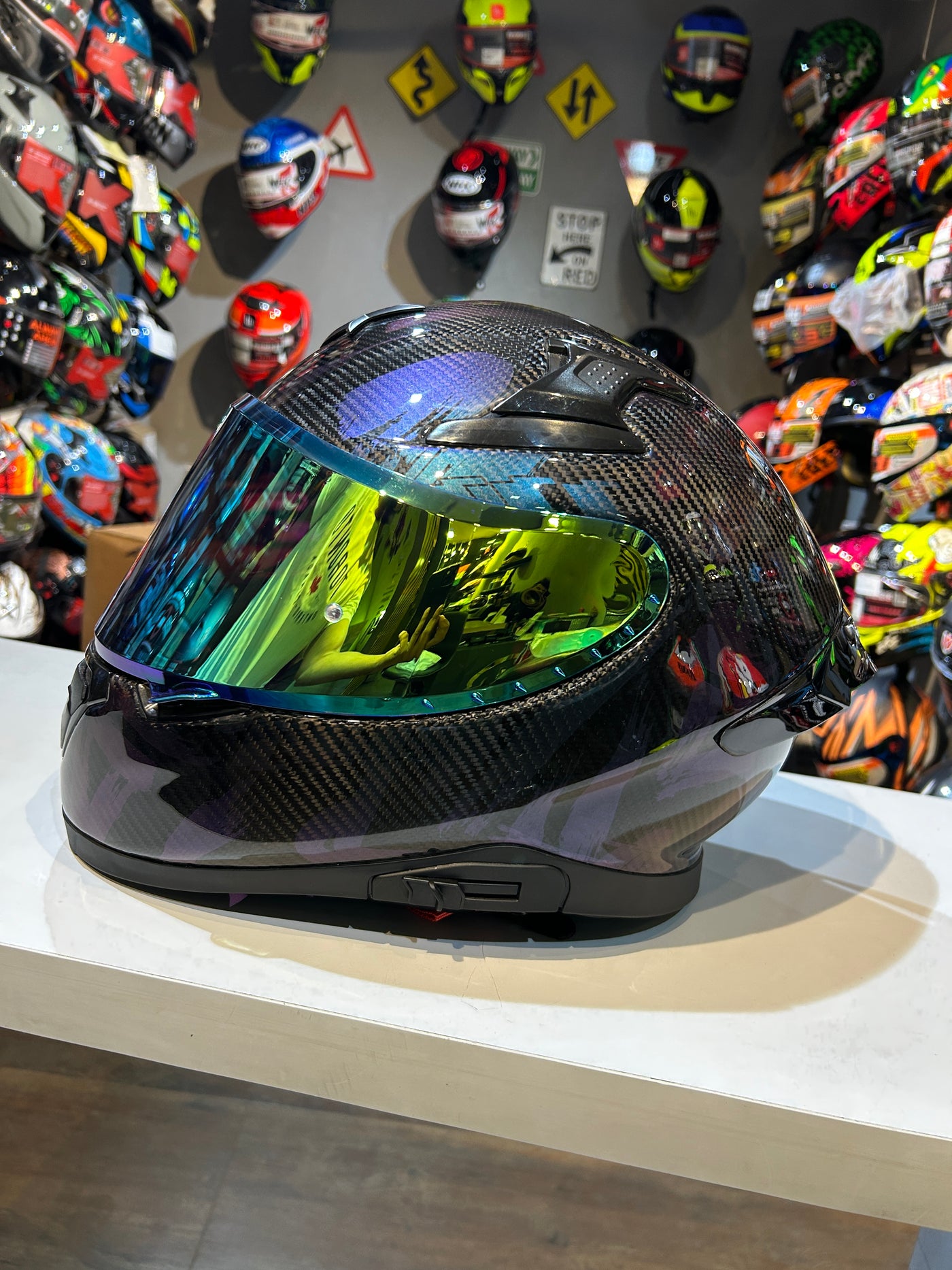 bike helmet glass price TCT-MOTOR TCT-MT DOT Full Face Visor Mirror Sun Shield Street Sport Motorcycle Adult Helmet Gloss Black, Small, #B-Gloss Black Mirror Sun Shield : Automotive Our bike helmet is design with 21 breathable vents Bike Helmet with Detachable Magnetic