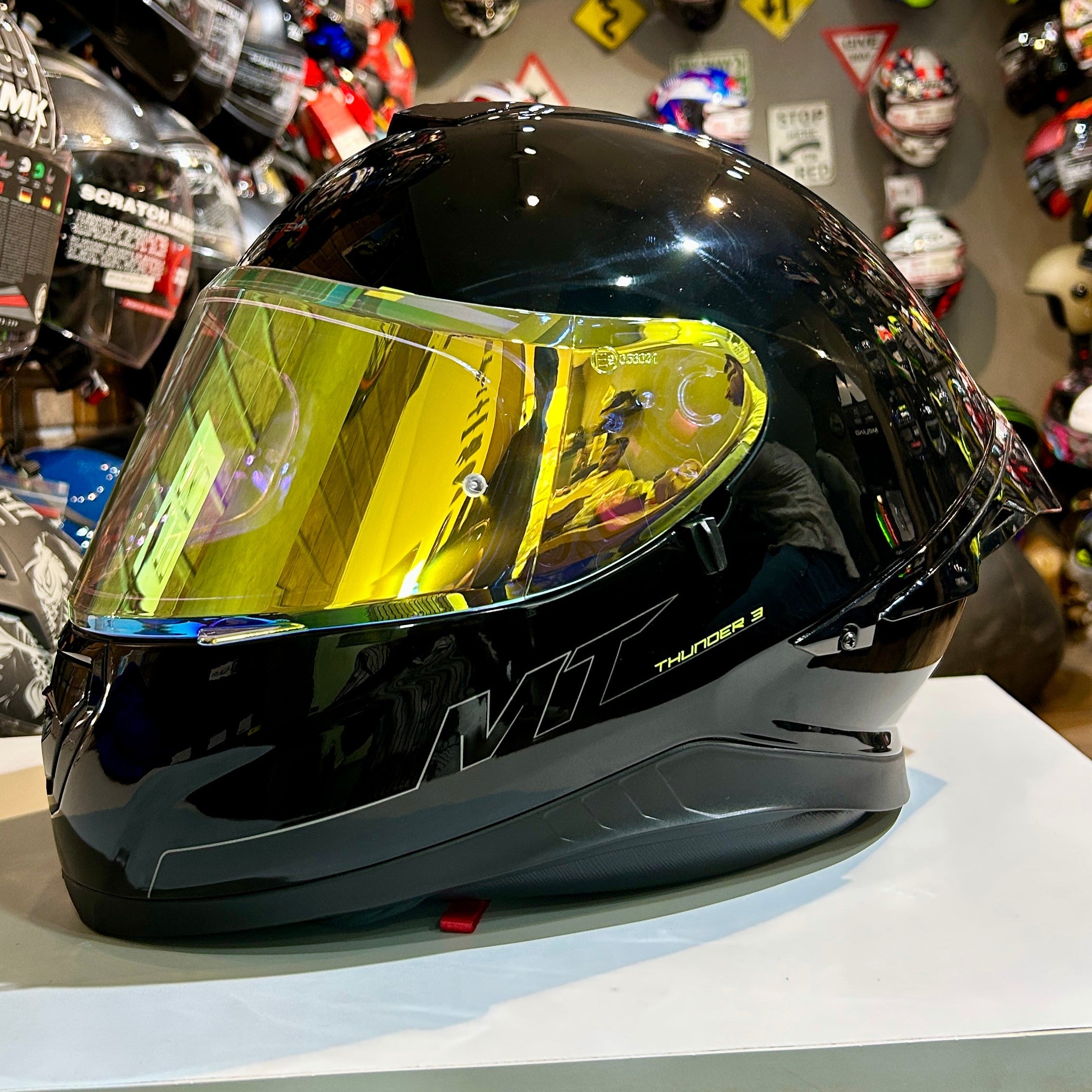 MT V12 DAY NIGHT GOLDEN VISOR NIGHT VISION