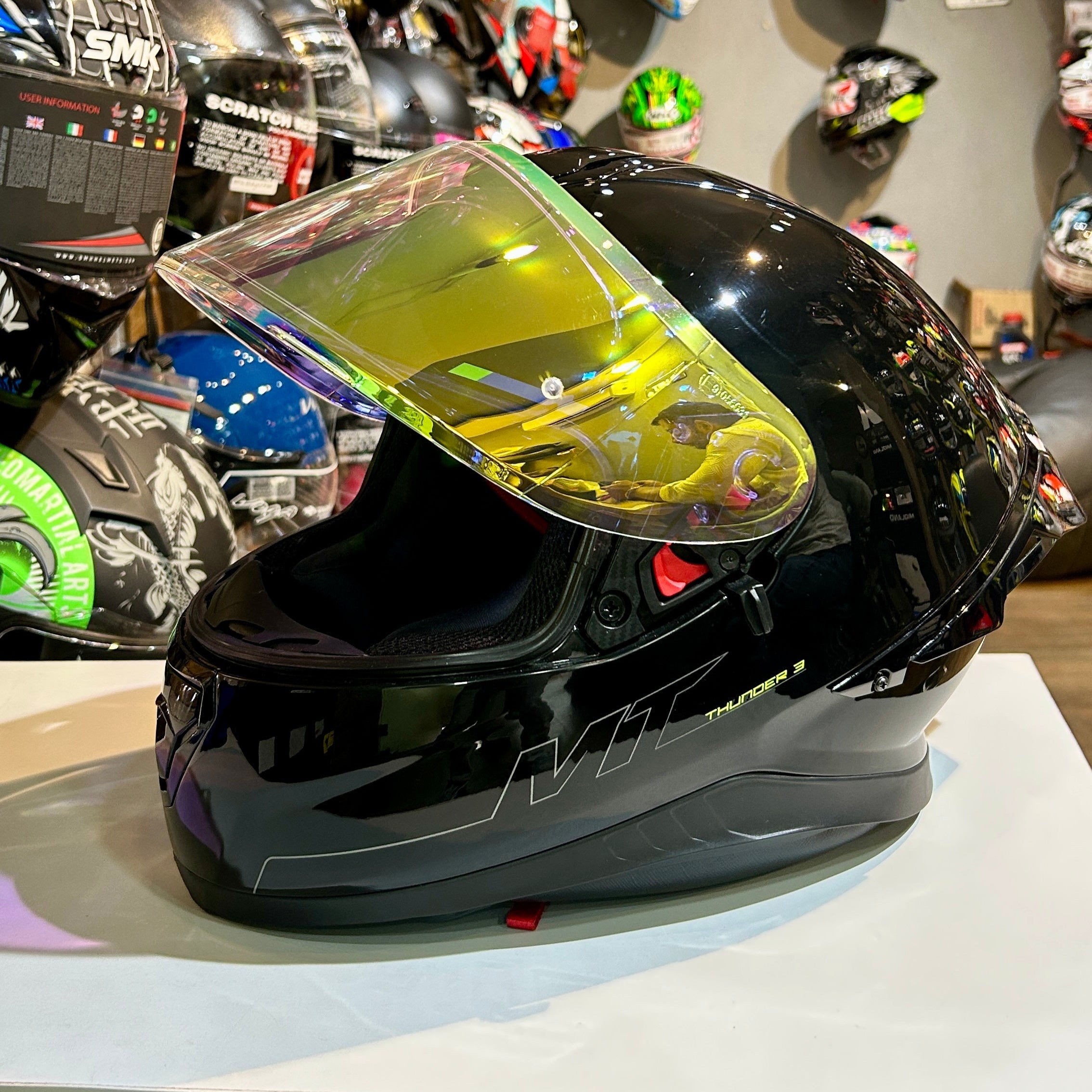 MT V12 DAY NIGHT GOLDEN VISOR NIGHT VISION